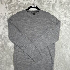Banana Republic Merino Wool Crew Neck Sweater Men's Size M Gray‎ Preppy  Grandpa